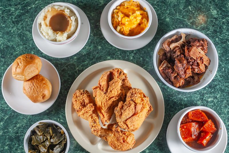 Queen's Soul Food: Charlotte's Cafeteria-Style Comfort