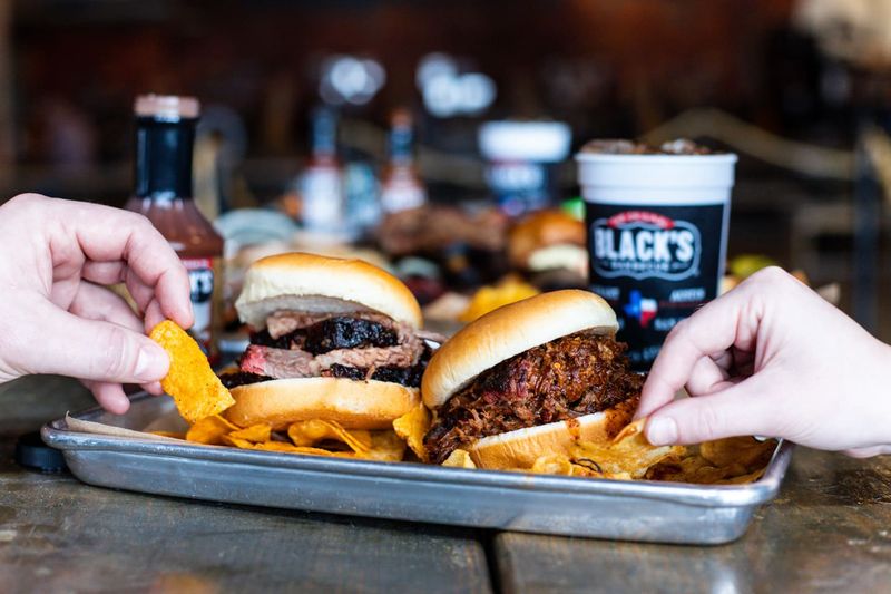9 Texas Brisket Sandwiches Too Big For The Bun - Decor Hint Black's Barbecue Bountiful Bun-Buster