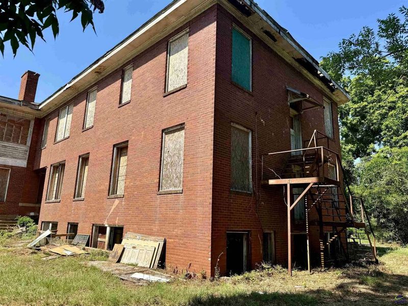 12 Georgia Craftsman Homes That Haven't Lost Their Appeal - Decor Hint Americus Dodson Street Historic Hospital (1913) – Americus