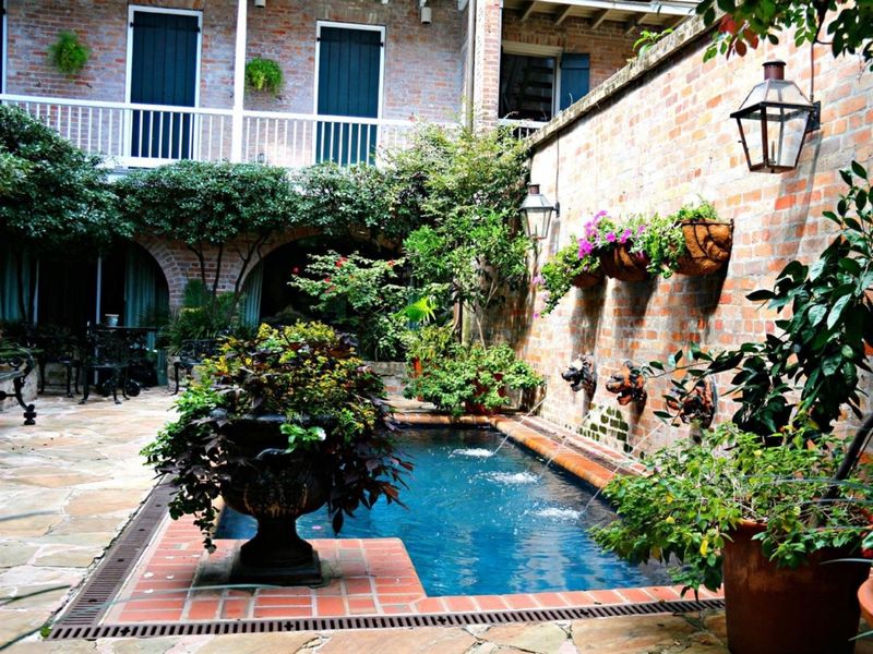 Secret Brick Hideaway On Royal Street