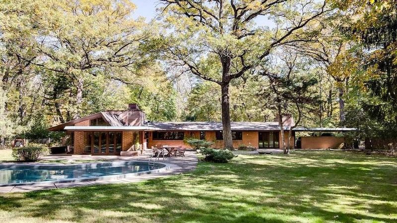 Prairie-Style (Midcentury / Modernist) Homes