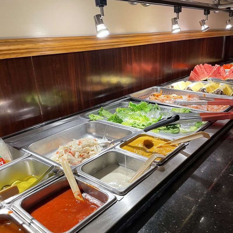 Lyndon Buffet, Lyndonville