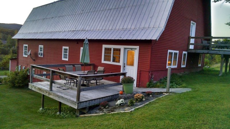 11 Vermont Barn Conversions With Surprising Modern Touches - Decor Hint Countryside Family Barn With Indoor Climbing Wall