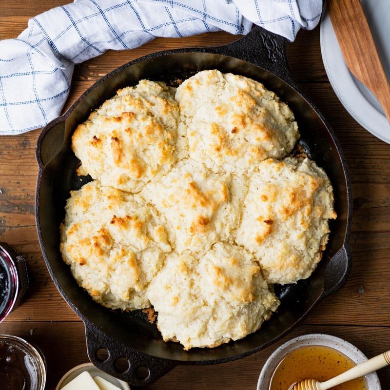 Tennessee Biscuit Breakfasts Worth Waiting For - Decor Hint Blue Plate Special's Memphis Morning Tradition