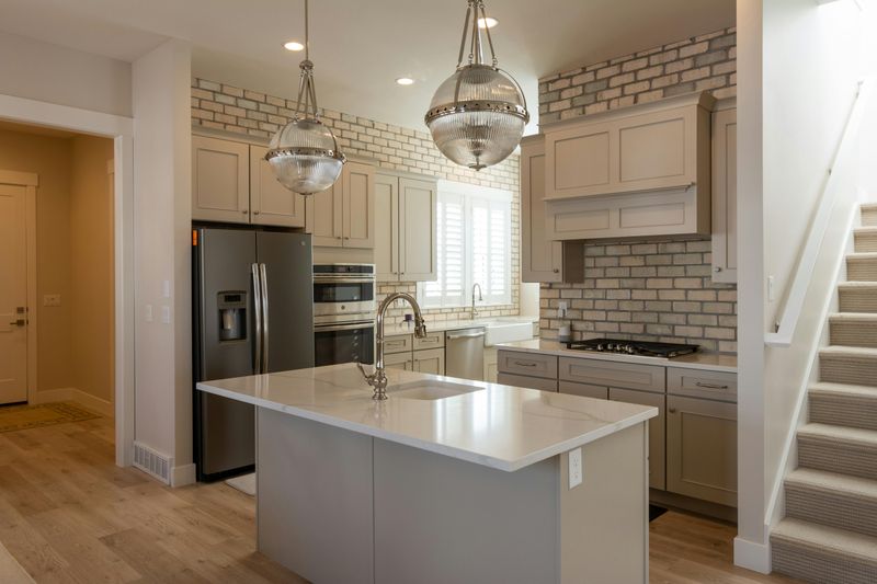 19 Kitchen Backsplash Ideas That May Work Well In Different Designs - Decor Hint Brick Or Brick Veneer