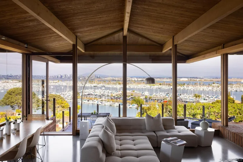 San Diego's Coastal Modernism
