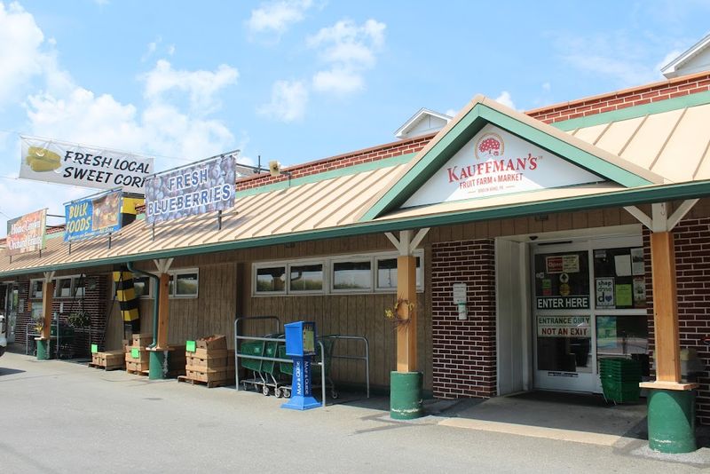 10 Pennsylvania Farmers Markets Serving Up Traditional Dutch Country Fare - Decor Hint Kauffman Orchards – Fruit Paradise In Bird-In-Hand