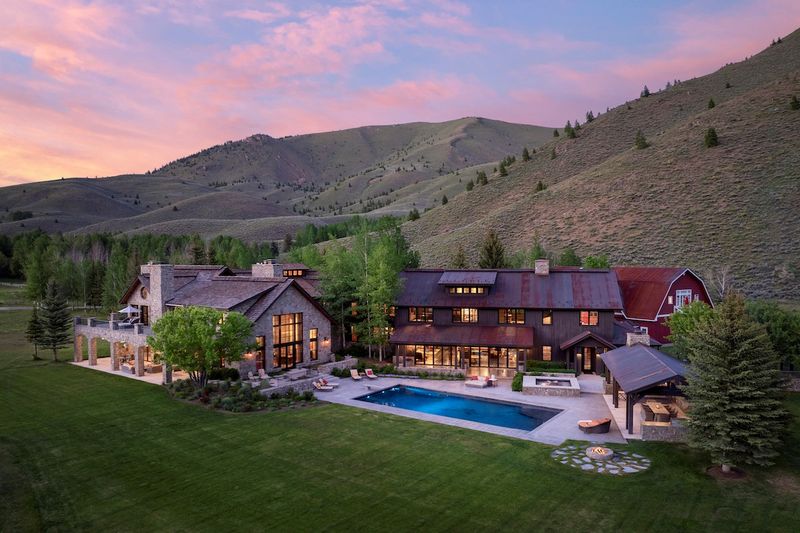 Ketchum's Party Barn Entertainment Complex