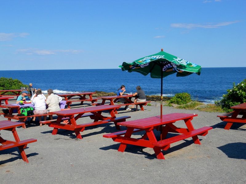 10 Maine Lobster Shacks That Never Disappoint - Decor Hint The Lobster Shack At Two Lights – Oceanside Dining With History