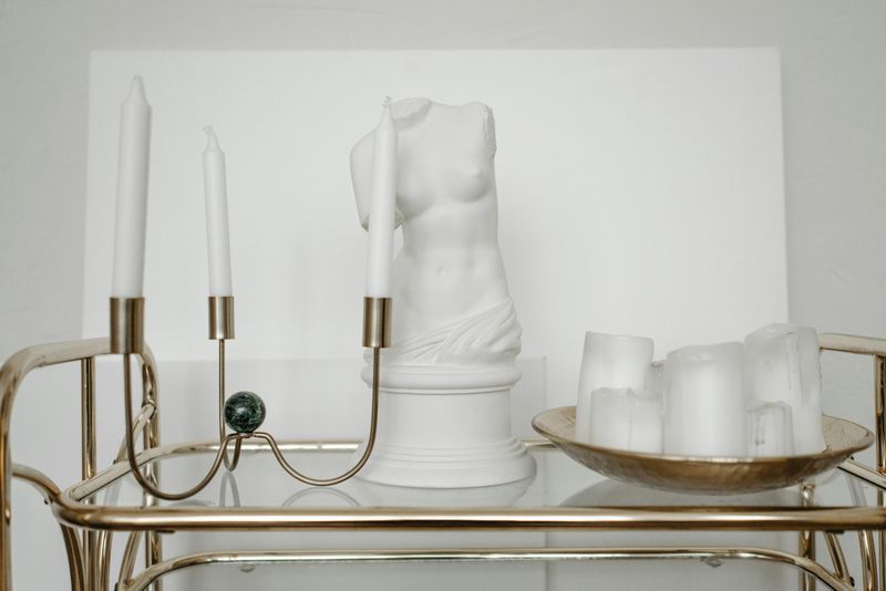 20 Decorations That Can Make Your Home Feel Classier - Decor Hint Candlesticks Or Candleholders