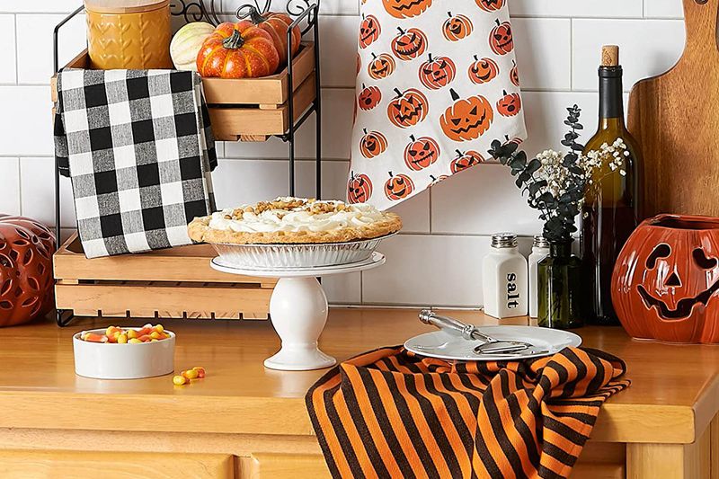 Retro Halloween Tablecloth Prints