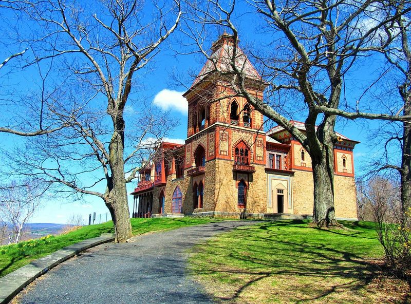 11 Lavish New York Mansions With Ties To The State's Richest Families - Decor Hint Olana Estate