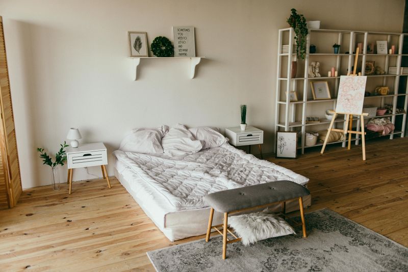 17 Simple Minimalist Bedroom Designs Focused On Calm And Simplicity - Decor Hint Acoustic Comfort Elements