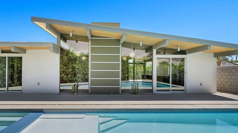 Mid-Century Desert Bungalow