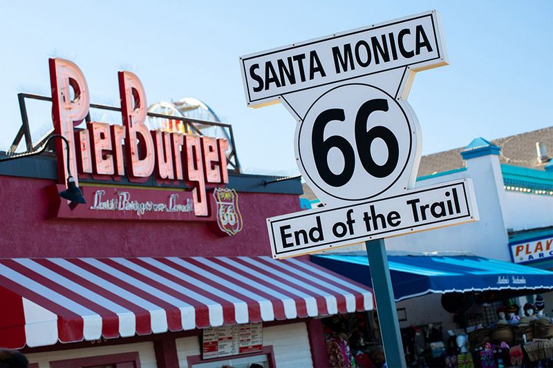 10 BBQ Spots Along Route 66 To Visit On Your Next Road Trip - Decor Hint Pier End BBQ (Santa Monica, California)