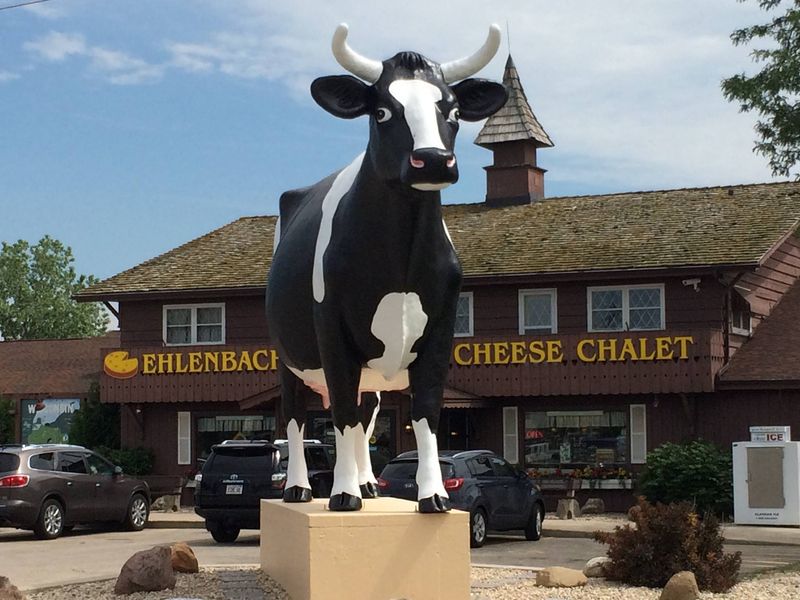 9 Wisconsin Cheese Curd Stands That Nail The Crunch - Decor Hint Ehlenbach's Cheese Chalet — DeForest/Vienna, WI