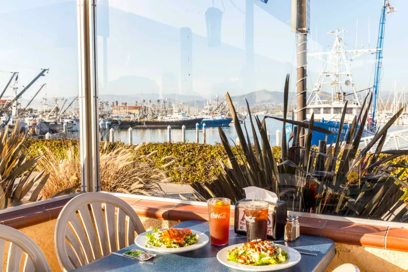7 Reasons Why This California Seafood Shack Is Always Worth The Drive - Decor Hint Harbor-Side Dining Experience