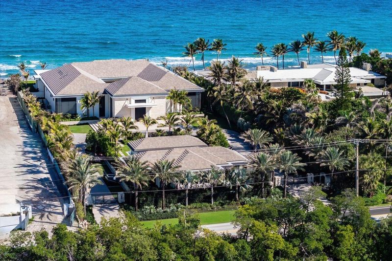 9 Timeless Florida Mansions With Multi-Million Dollar Price Tags - Decor Hint Executive Excellence: 1160 S Ocean Blvd