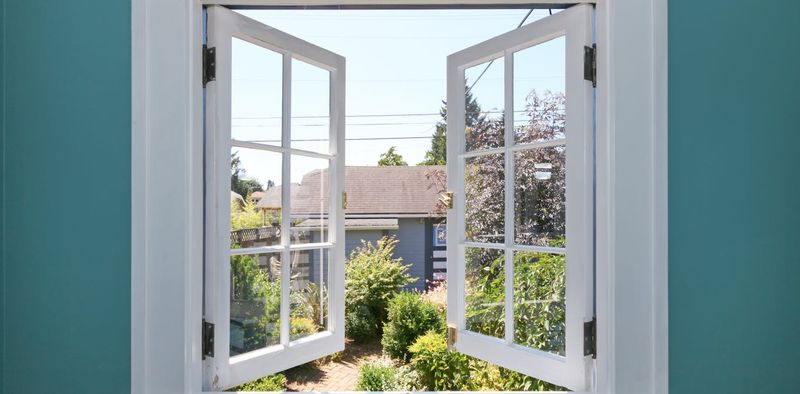 Open Windows Strategically For Cross Ventilation