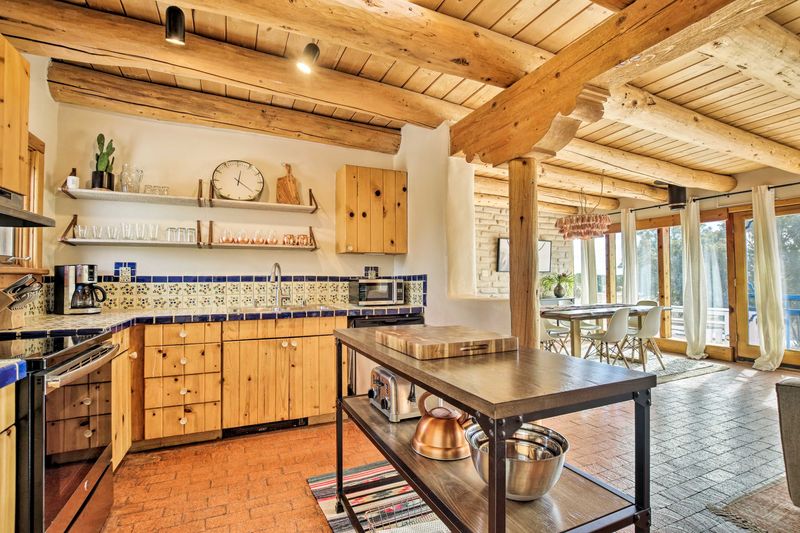 New Mexico Homes With Kitchens That Could Capture Adobe Charm - Decor Hint Santa Fe Pueblo Kitchen – New Mexico