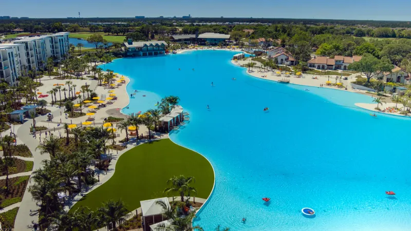 Proximity To Orlando's Theme Parks And Attractions