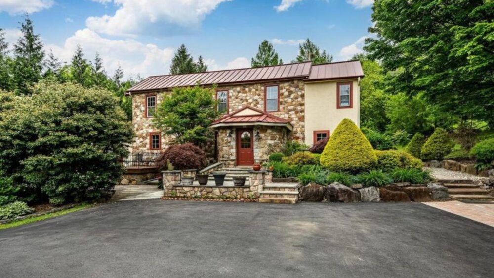 7 Pennsylvania Barn Conversions With Stunning Modern Touches - Decor Hint Northbrook's 1886 Time Capsule Reimagined