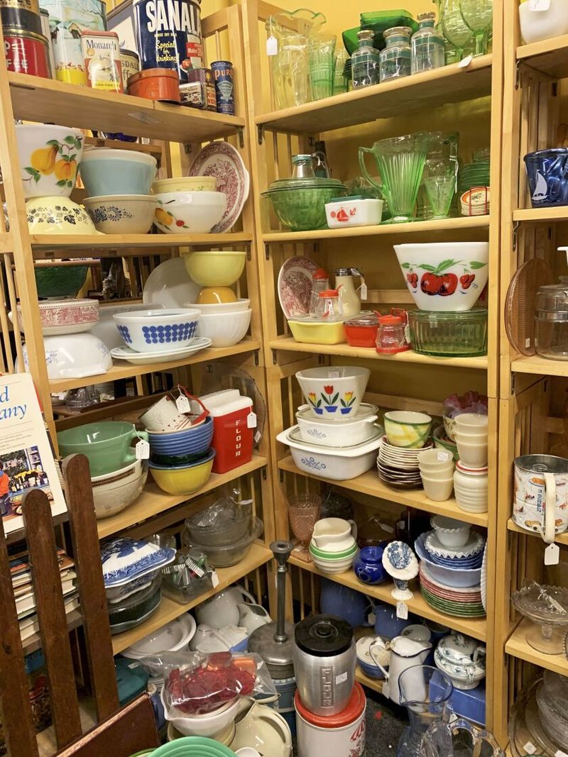 Retro Kitchenware