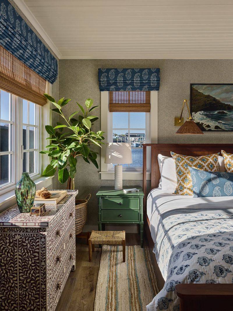 12 Maine Bedrooms That Could Remind You Of Salt Air - Decor Hint Kennebunkport Bedroom – Presidential Coastal Elegance