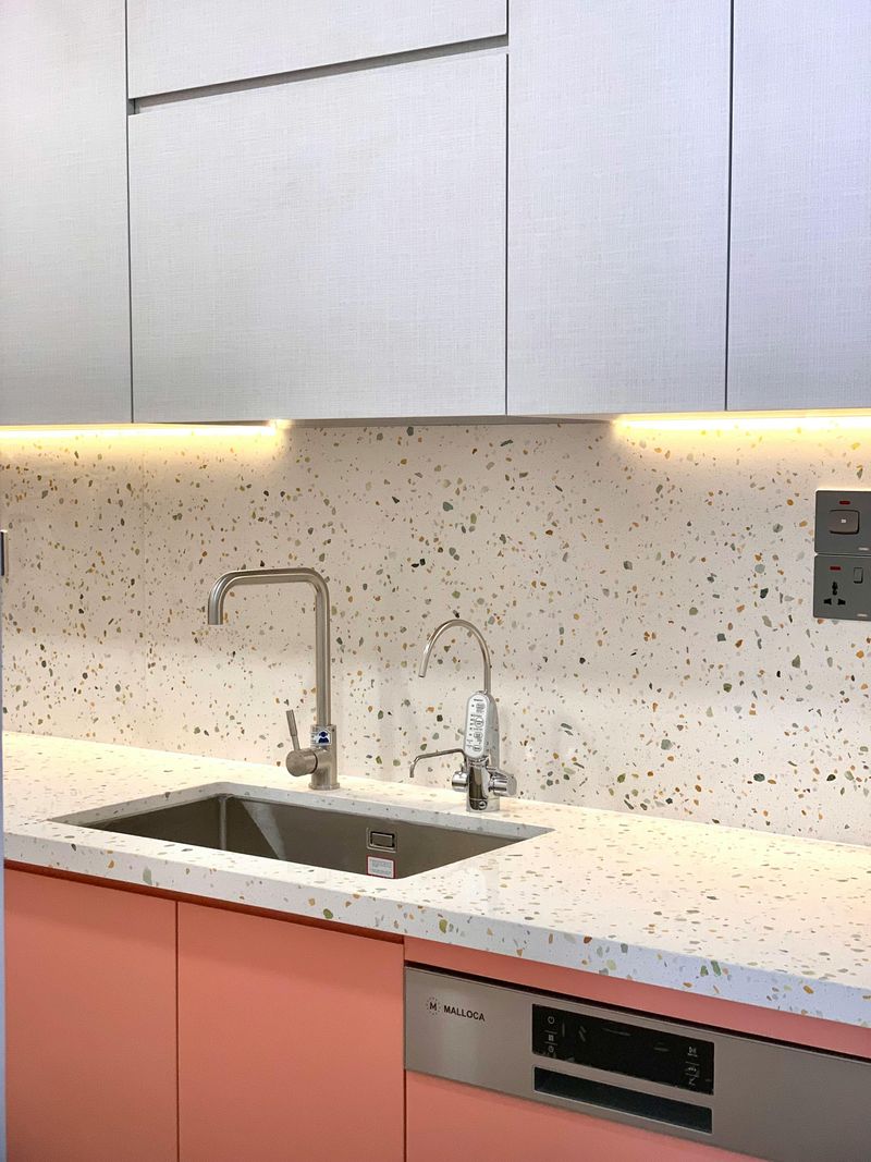 9 Kitchen Tweaks That Could Bring Midcentury Modern Vibes - Decor Hint Clean-Lined Countertops