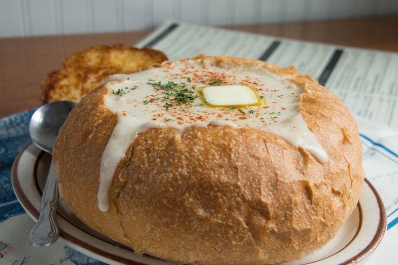 19 Oregon Plates So Good Diners Order Them Again - Decor Hint Coastal Clam Chowder Bread Bowl