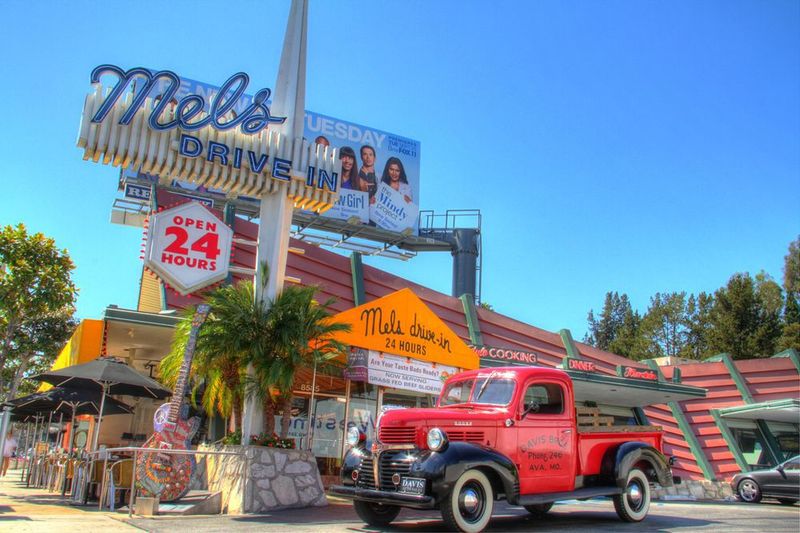 16 California Drive-Ins Where Classic Carhop Charm Still Thrives - Decor Hint Original Mels – Napa