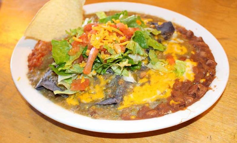 13 Must-Try Chile Spots In New Mexico That Locals Swear By - Decor Hint Michael's Kitchen – Comfort Food with Chile Kick