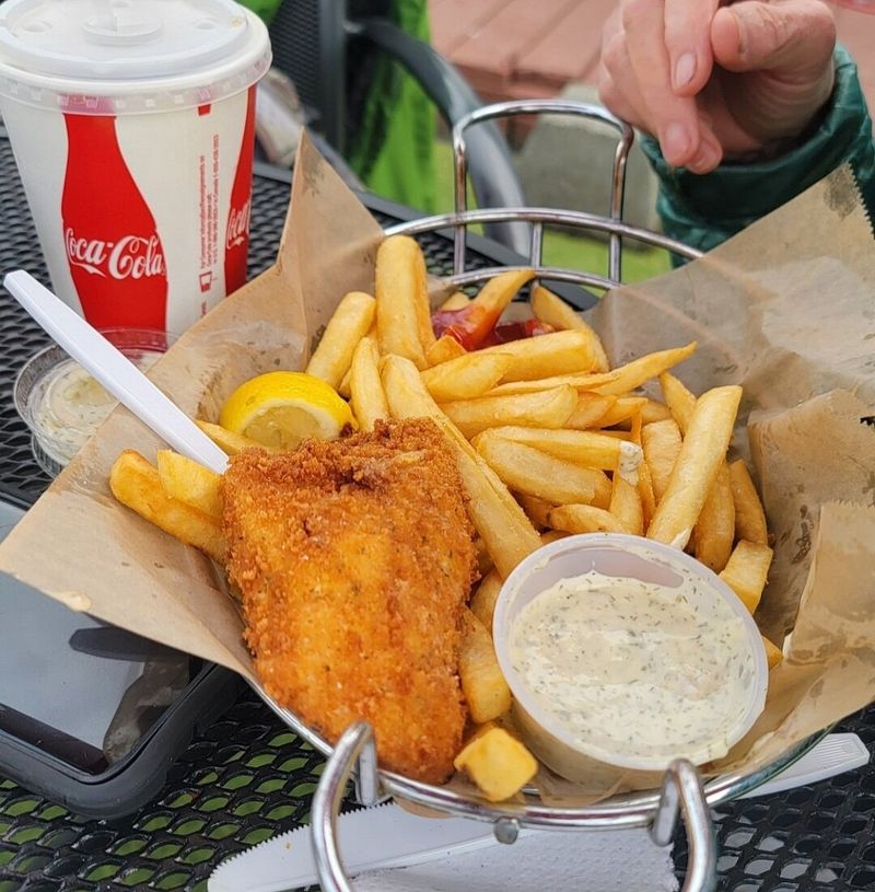 Alaska Seafood Grill – The No-Frills Halibut Heaven
