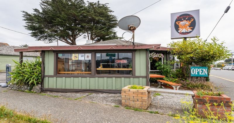 Barnacle Bistro – Gold Beach's Seafood Secret