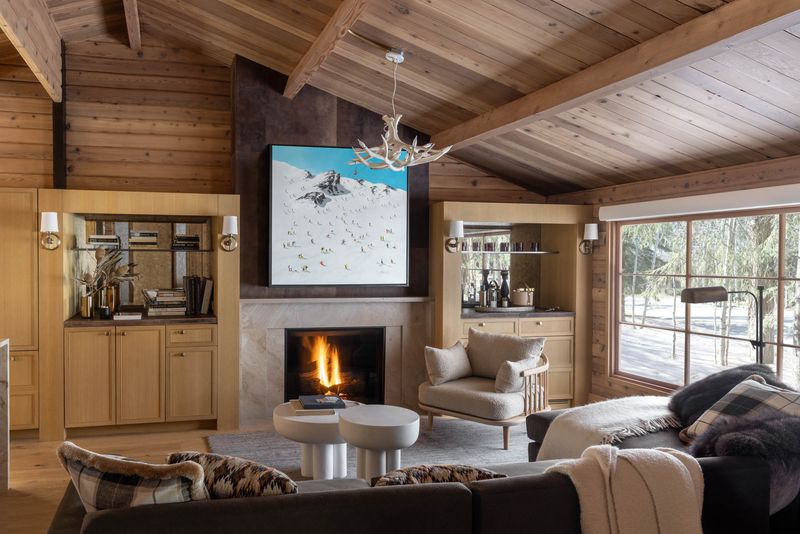 Aspen's Rustic-Chic Masterpiece
