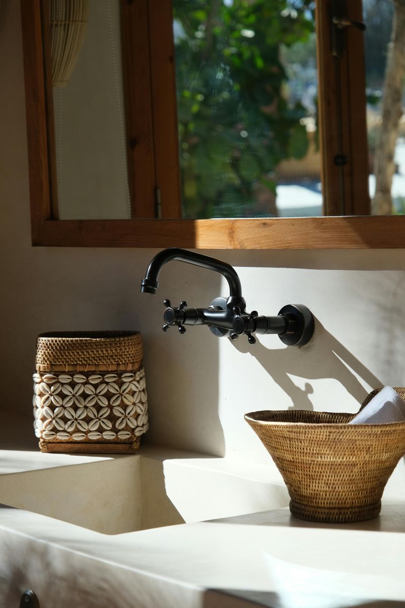 11 Home Upgrades You Can Do For About $100 - Decor Hint Swap Out Bathroom Faucets