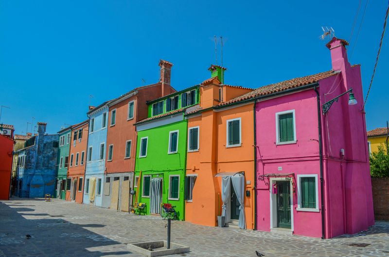 Paint Colors That May Be Less Suitable For Exteriors - Decor Hint Vibrant Neon Shades