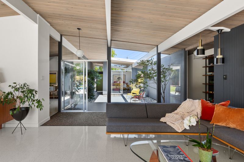Eichler's Revolutionary Open Plan