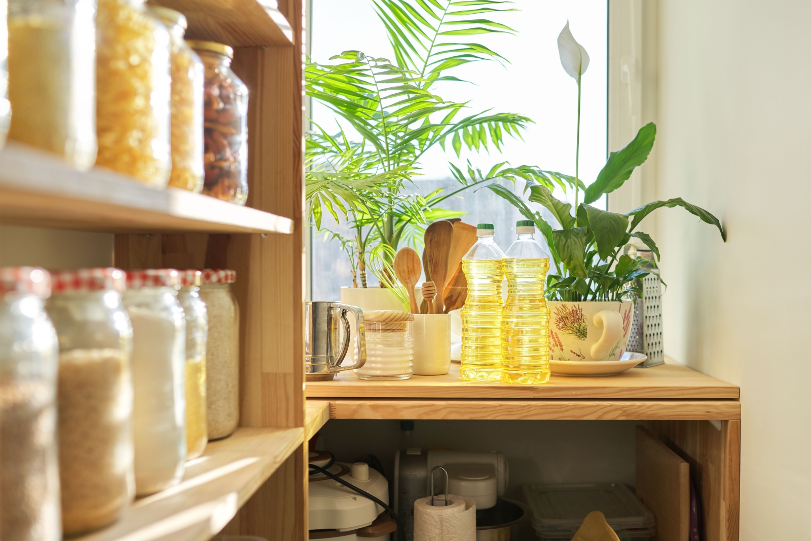 Pantry Layouts That Make A Strong First Impression - Decor Hint Pantry Layouts That Make A Strong First Impression