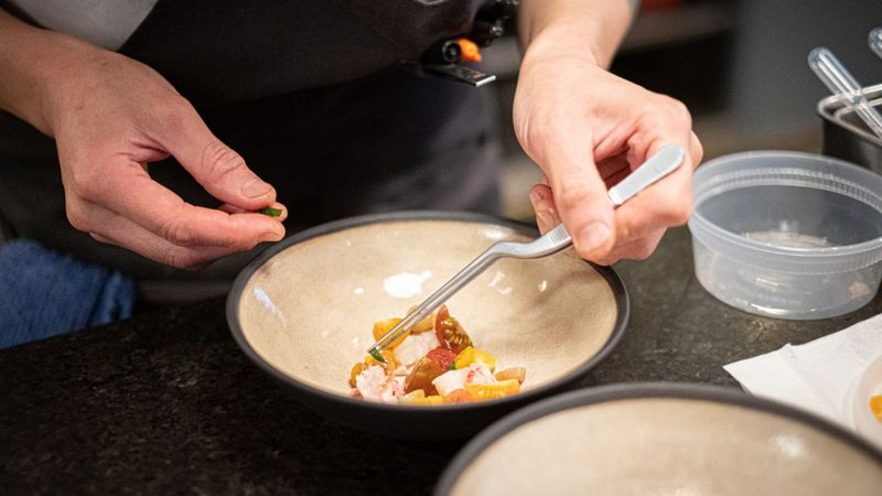 12 Must-Try Chicago Restaurants That Deserve The Buzz - Decor Hint Smyth