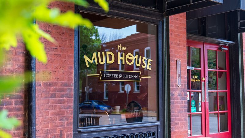 Mississippi Mud House, Rustic Butter Cake Perfection