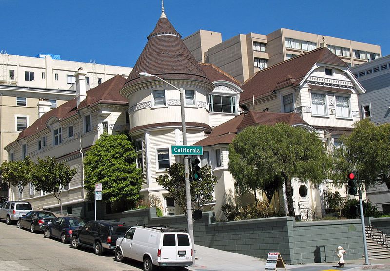 9 San Francisco Victorian Homes Featuring Beloved Historic Details - Decor Hint Atherton House – Pacific Heights