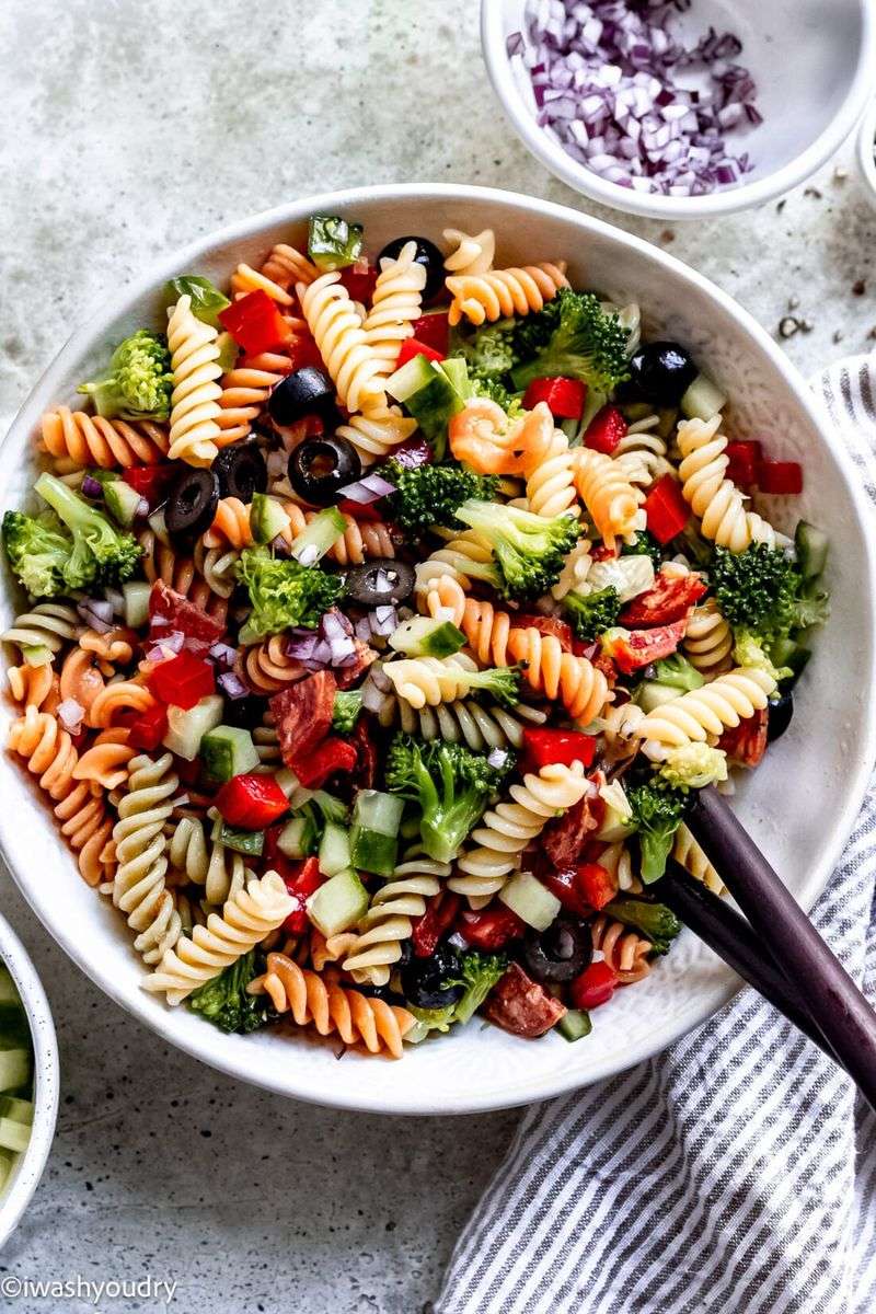 Rainbow Pasta Salad Cups