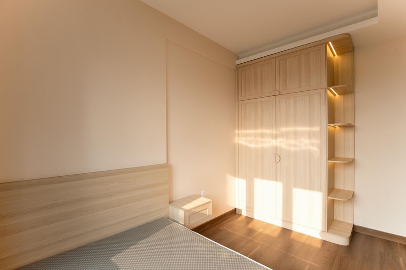 Vertical Storage Maximizes Space