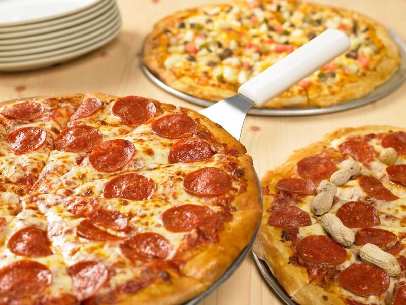 7 Florida Pizza Joints That Blow The Chains Out Of The Oven - Decor Hint Dave's Garage Where Flavor Gets Tuned Up