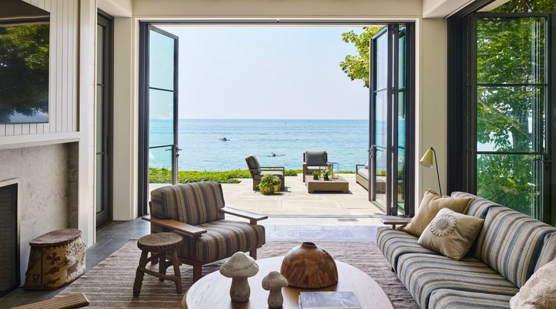 12 Michigan Lake Houses That Nail Cozy Style With Layers, Textures, And A Touch Of Plaid - Decor Hint Harbor Cove Cottage