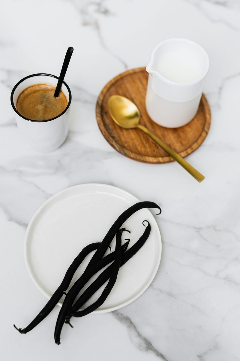 Vanilla Bean And Coffee Aromas