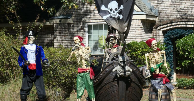 Pirate-Themed Halloween Yards Take Over Maryland Waterfront Homes