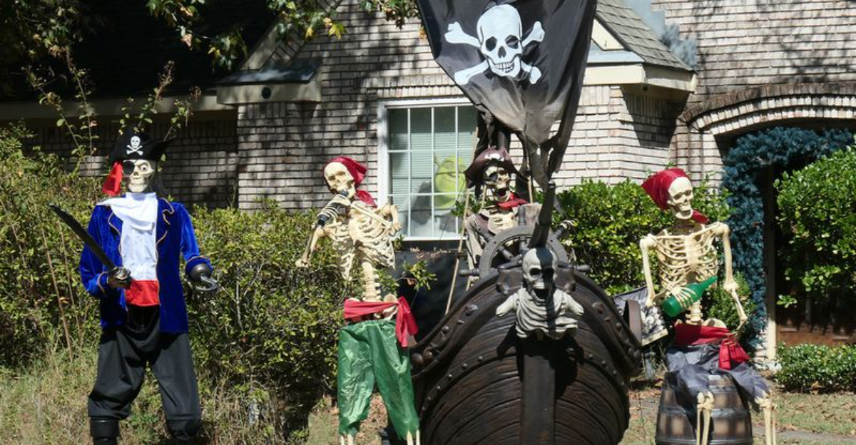 Pirate Themed Halloween Yards Take Over Maryland Waterfront Homes - Decor Hint
