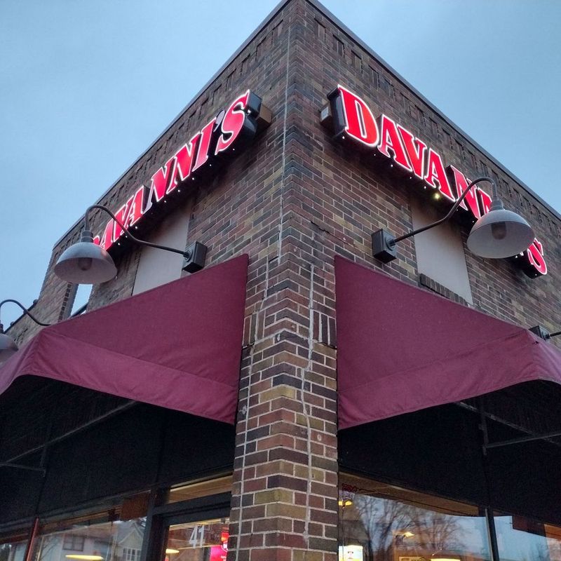 Minnesota Winters, St. Paul Slices: 10 Pizza Parlors Locals Love - Decor Hint Davanni's Pizza & Hot Hoagies: Neighborhood Staple
